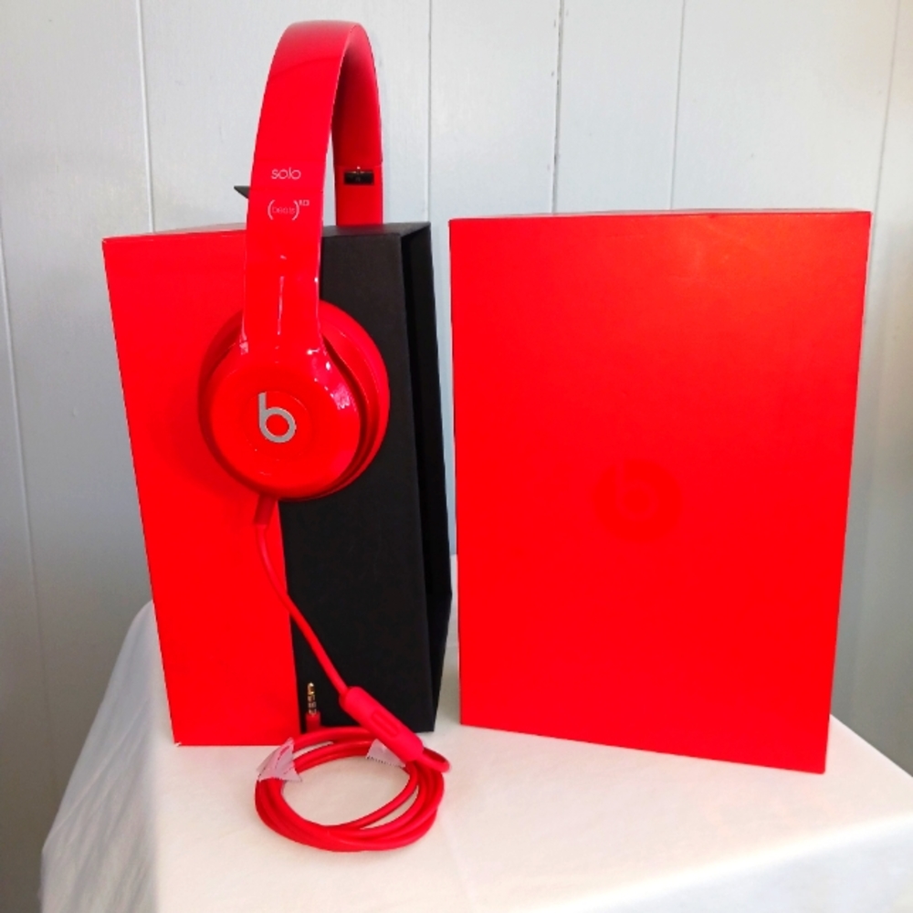 beats Headphones ~ RED ~